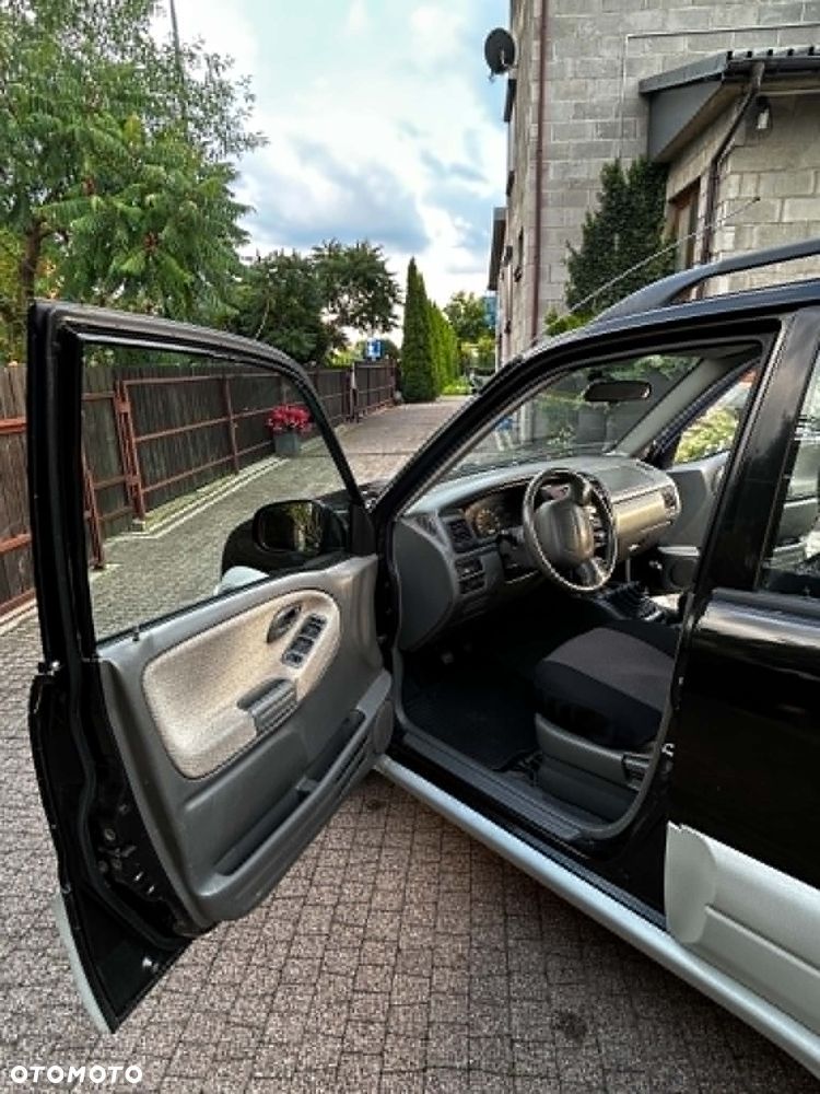 Suzuki Grand Vitara - 8