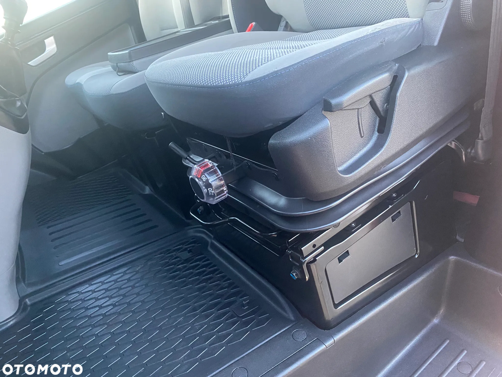 Hyundai H350 - 33