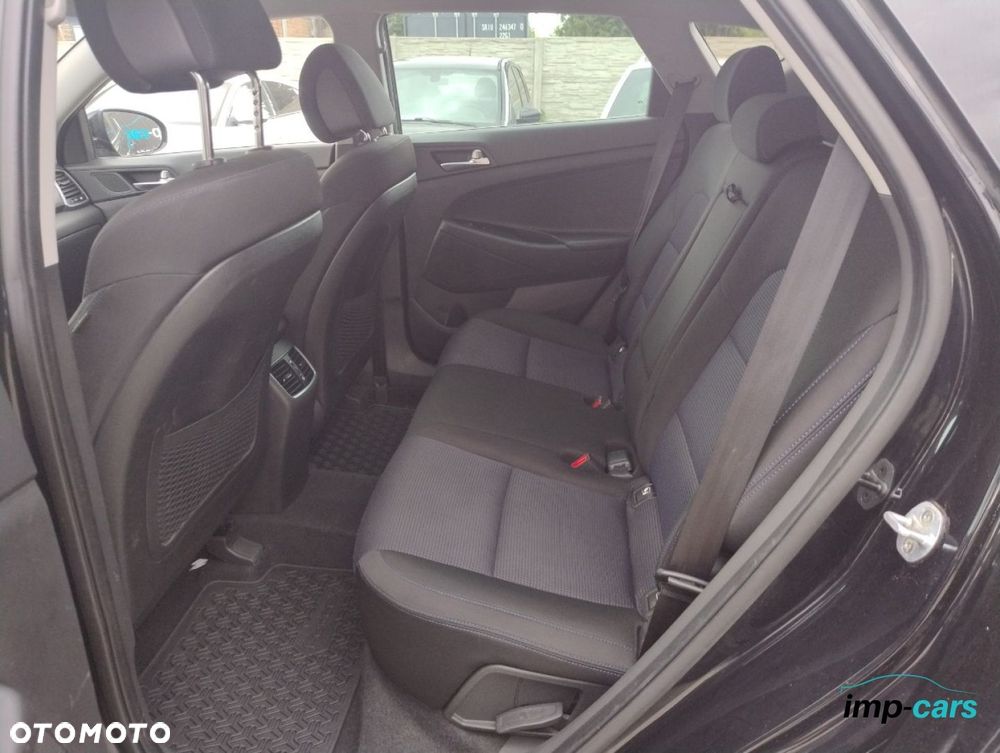 Hyundai Tucson - 16