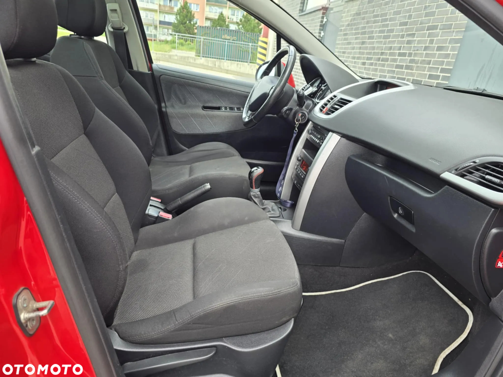 Peugeot 207 1.6 Premium - 22