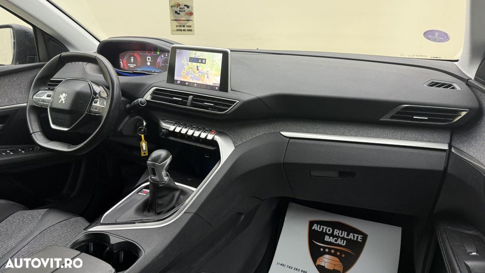 Peugeot 3008 - 13