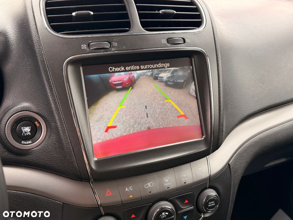 Fiat Freemont 2.0 Multijet 16V DPF Automatik Allrad Black Code - 28