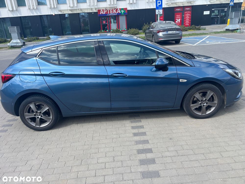 Opel Astra 1.4 T Dynamic - 9