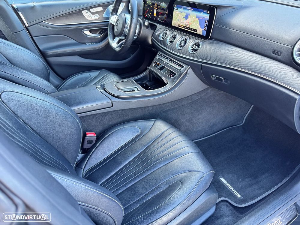 Mercedes-Benz CLS 400 d 4Matic AMG Line - 19