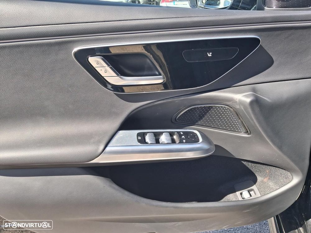 Mercedes-Benz E 220 d Avantgarde - 9