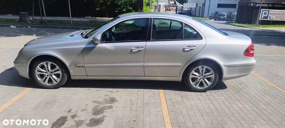 Mercedes-Benz Klasa E 200 Kompressor Classic - 2