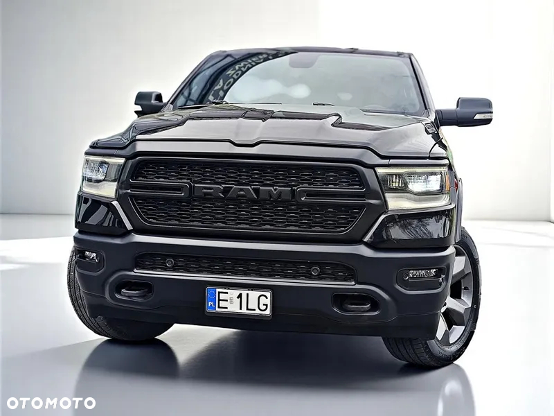 Dodge RAM 1500 5.7 4x4 - 8
