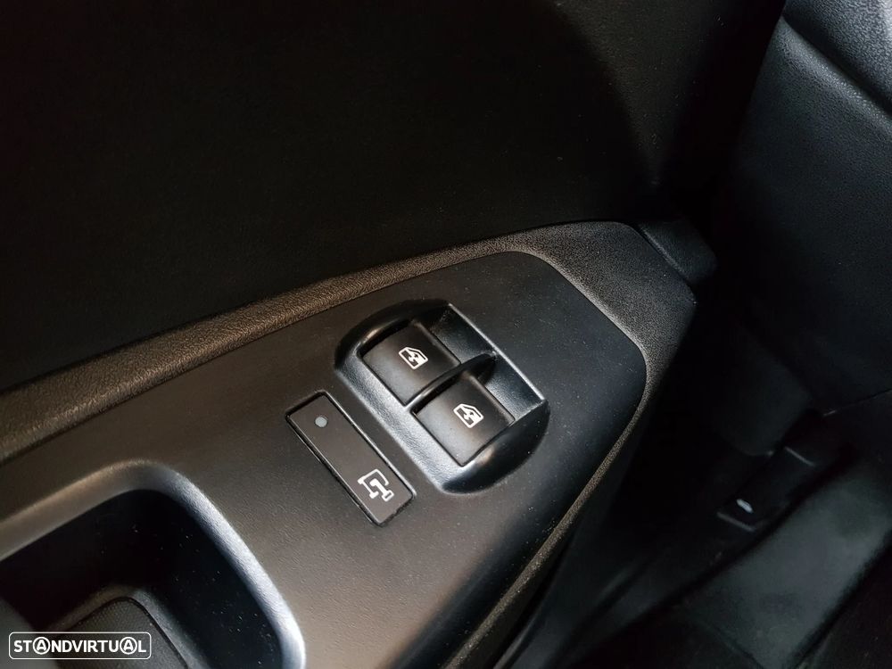 Fiat Doblo 3 Lugares - 45