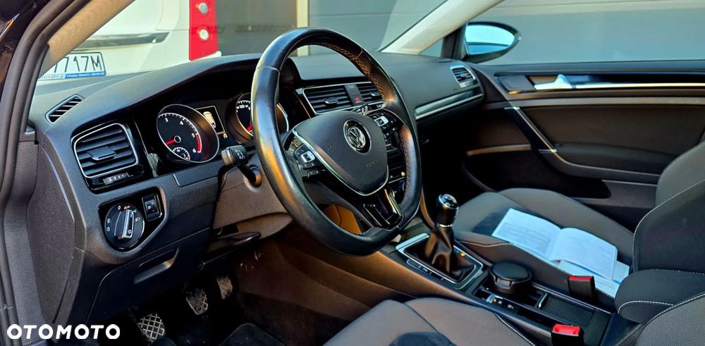 Volkswagen Golf Variant 1.6 TDI BlueMotion Technology Comfortline - 25