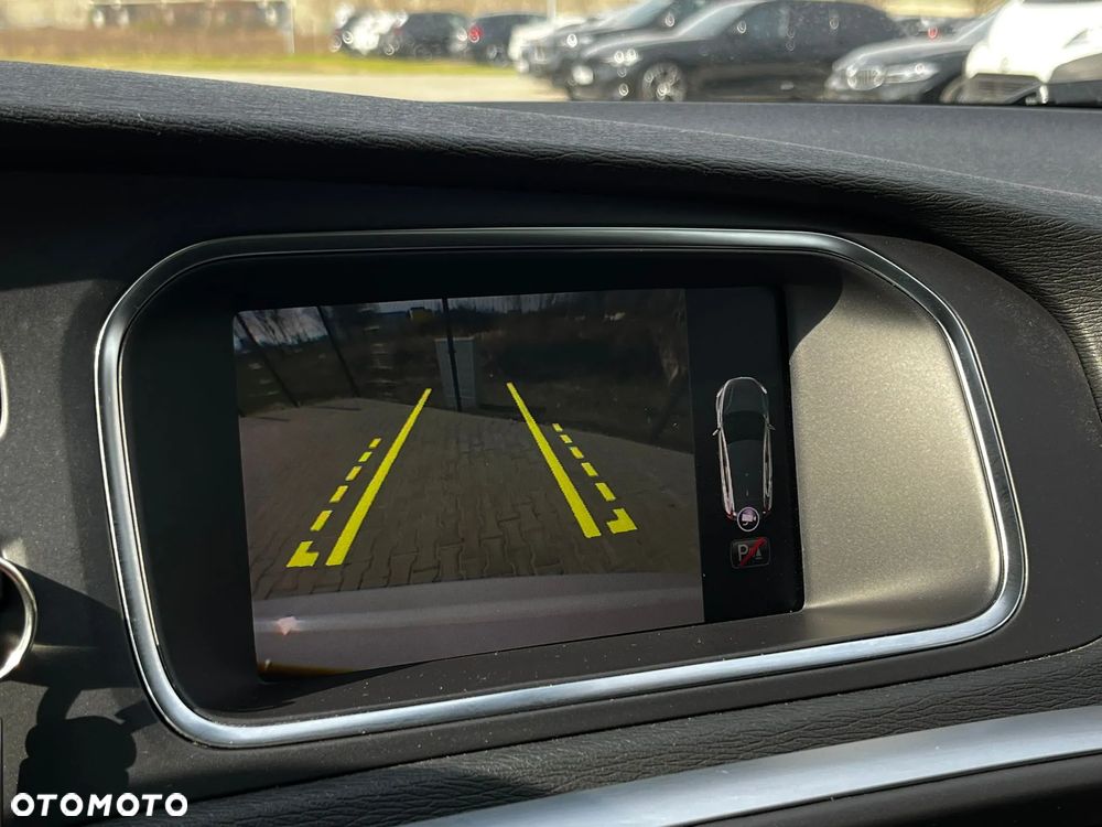 Volvo V40 T4 Drive-E Momentum - 20