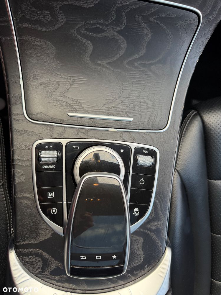 Mercedes-Benz GLC 300 4Matic 9G-TRONIC - 27