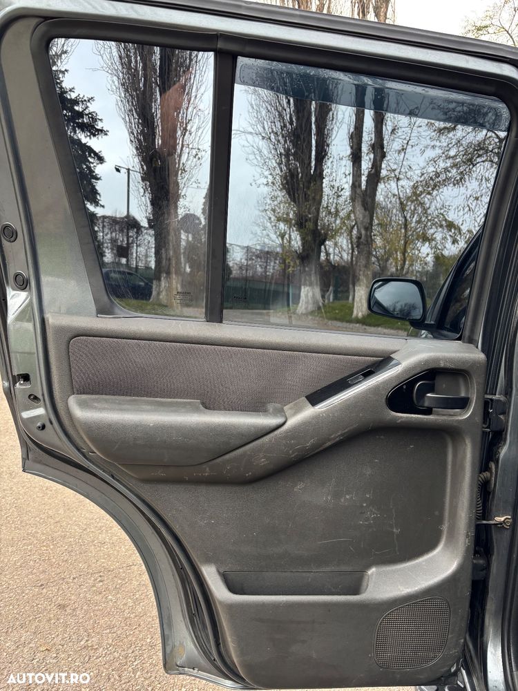 Nissan Pathfinder 2.5 dCi Comfort - 20