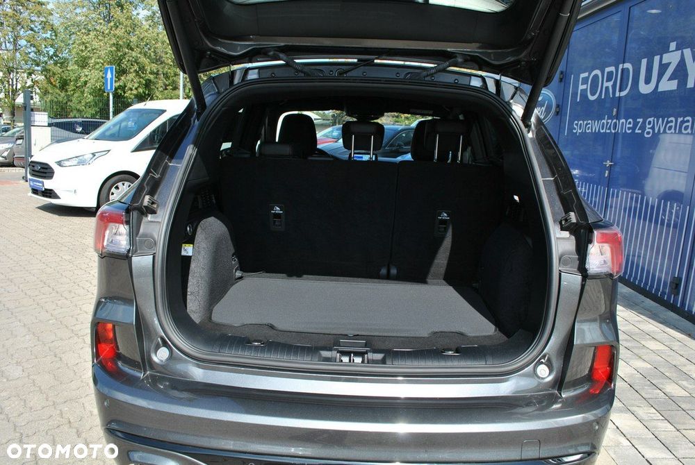 Ford Kuga - 10