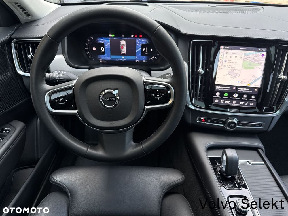 Volvo V90 Cross Country - 20