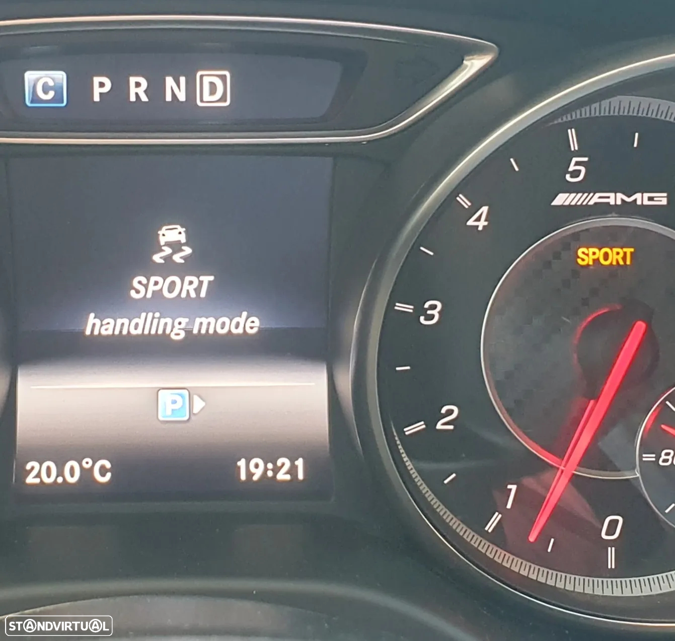 Mercedes-Benz A 45 AMG 4Matic Speedshift 7G-DCT - 23