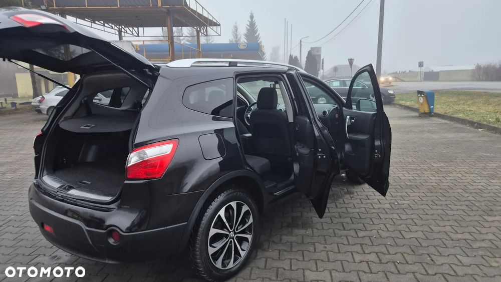 Nissan Qashqai+2 - 23