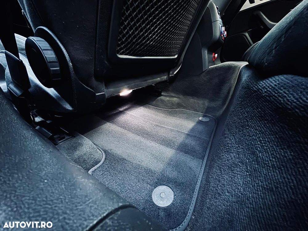 Audi A6 2.0 TDI Ultra DPF S tronic - 17