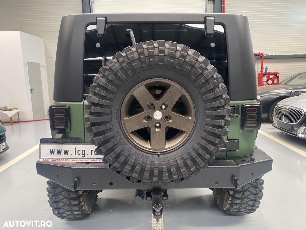 Jeep Wrangler - 6