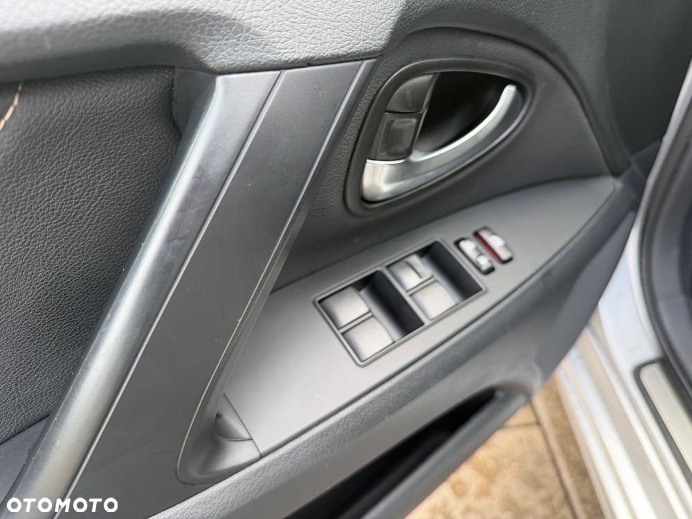 Toyota Avensis 2.0 Selection MS - 30