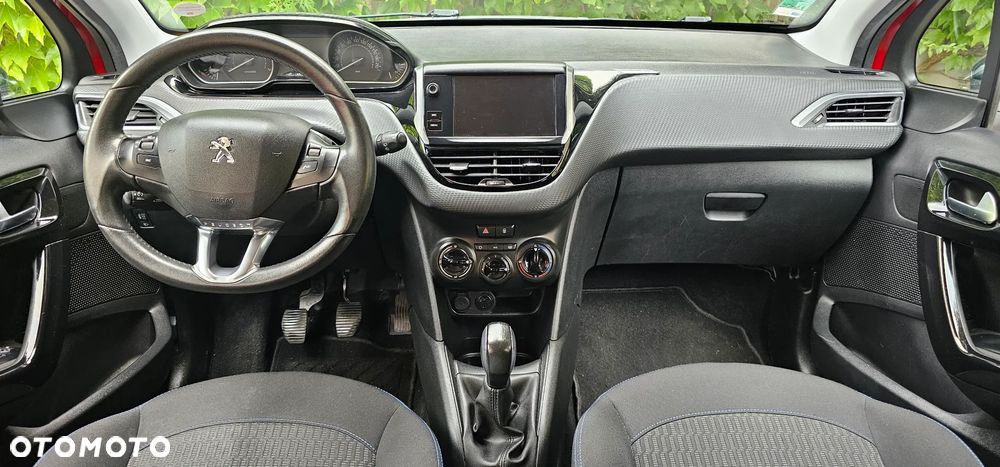Peugeot 208 1.2 PureTech Allure - 27