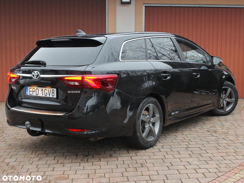 Toyota Avensis 1.8 Premium EU5 - 14