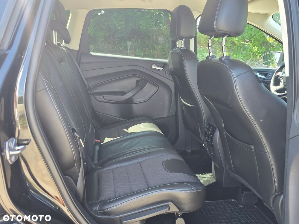 Ford Kuga 2.0 TDCi 4x4 Titanium - 14