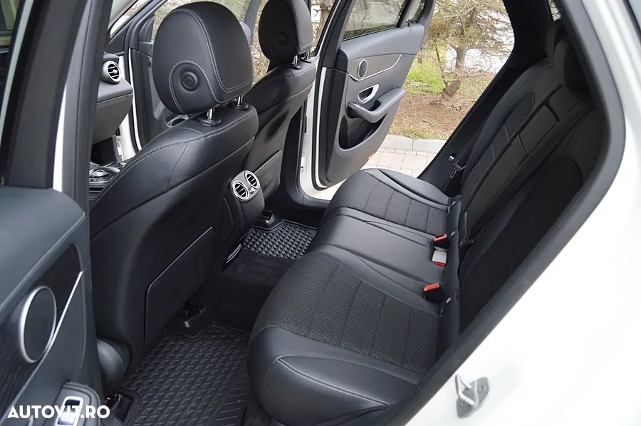 Mercedes-Benz GLC 220 d 4MATIC 9G-TRONIC - 27