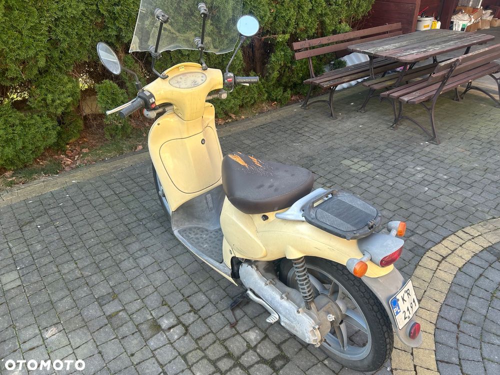 Aprilia Leonardo - 4