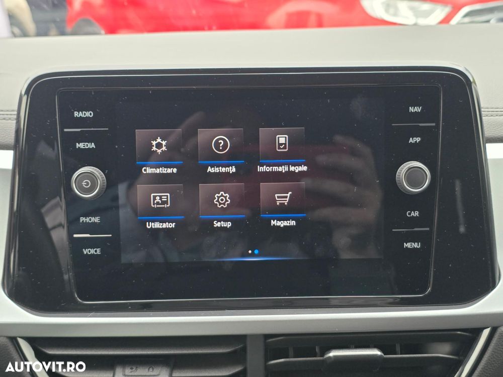 Volkswagen T-ROC - 19