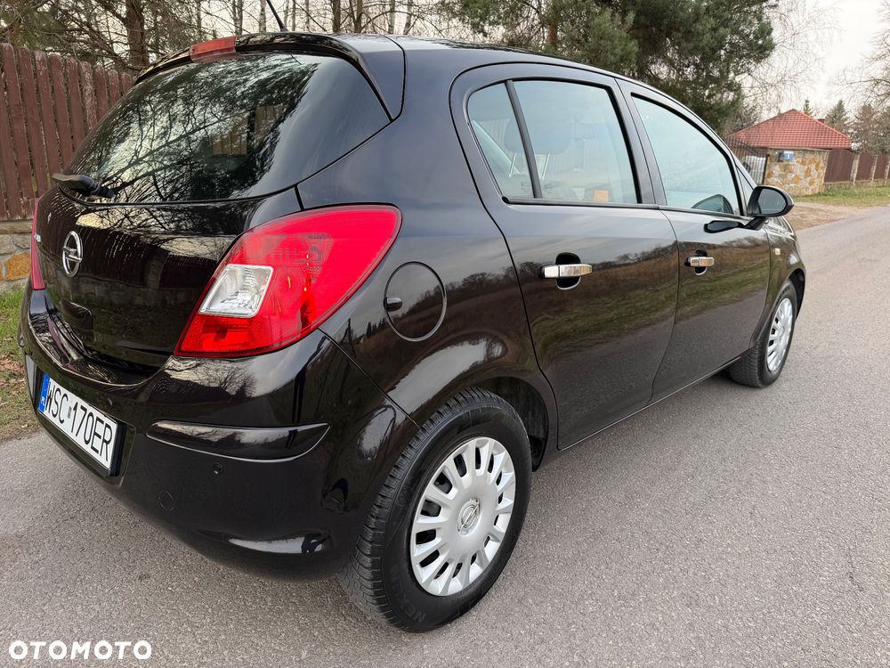 Opel Corsa 1.4 16V Active - 3