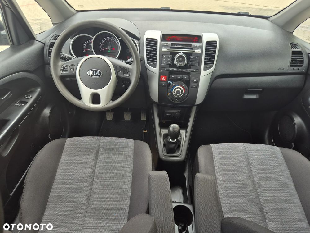 Kia Venga 1.6 Business Line - 25