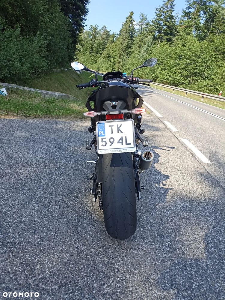 BMW S - 16