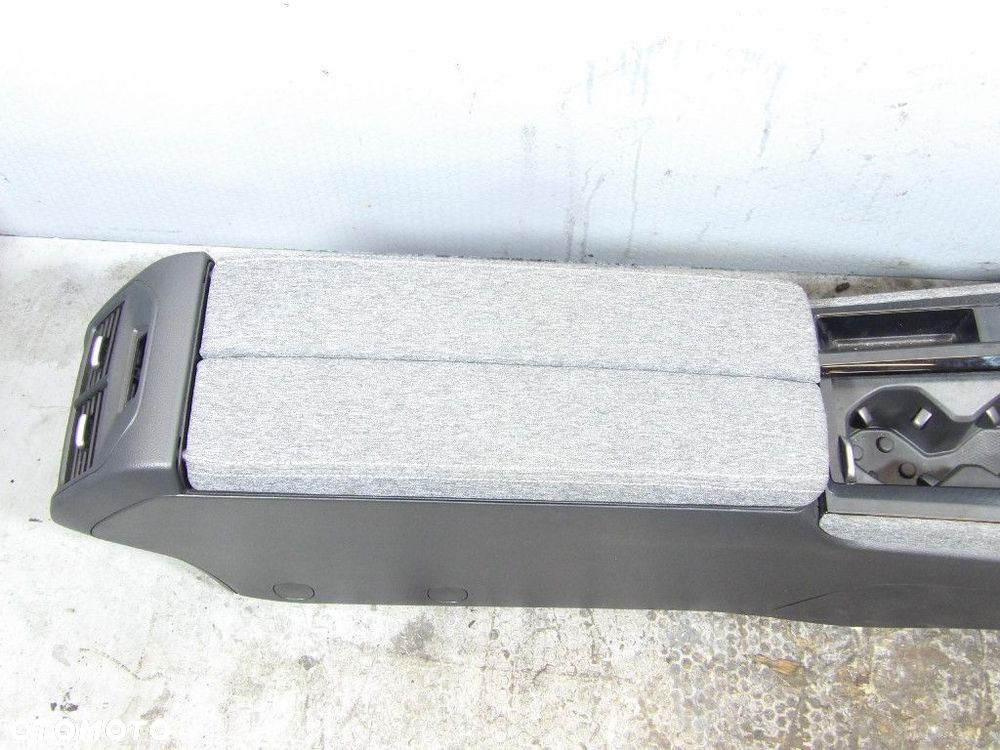 SKODA SUPERB IV 4 KOMBI TUNEL ŚRODKOWY 3J1863073 - 3