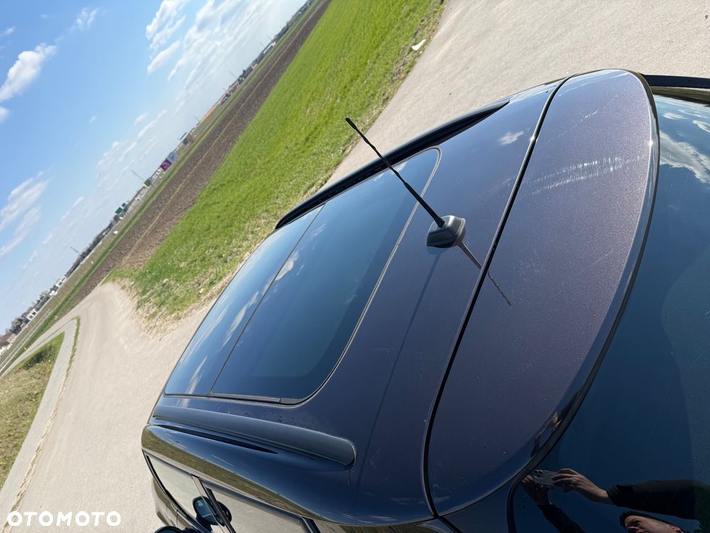 MINI ONE Standard - 12