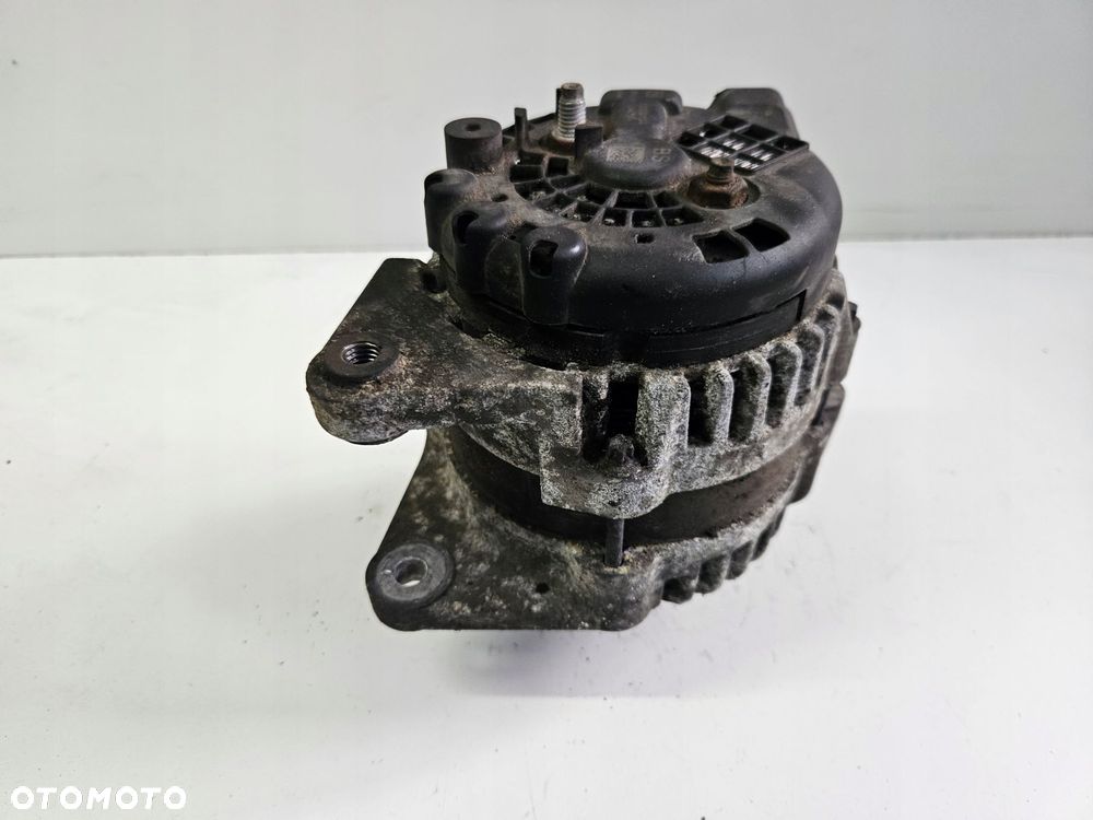 opel meriva b astra j mokka 1.7 cdti a17dtr alternator - 3