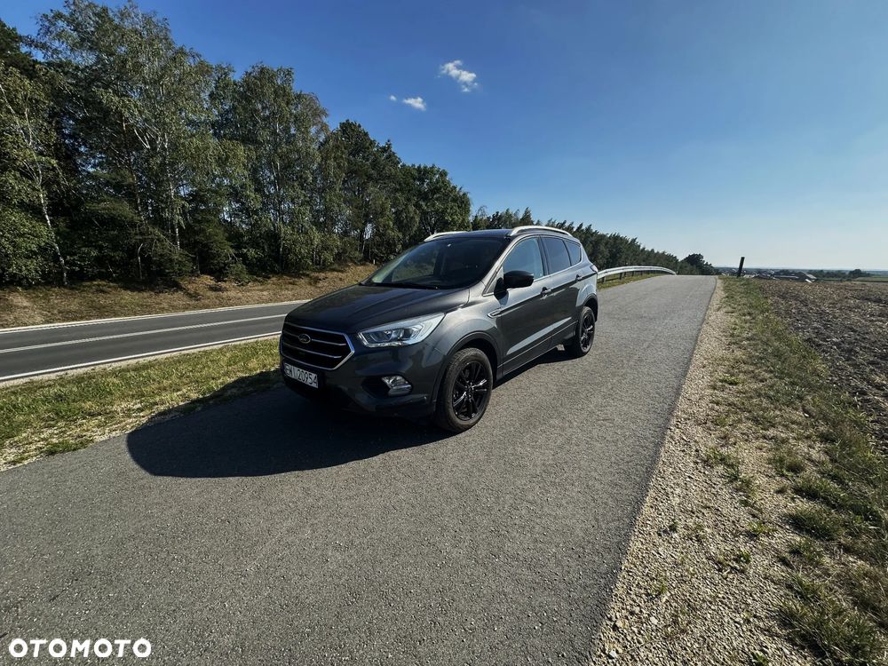Ford Kuga 2.0 EcoBlue TITANIUM - 2