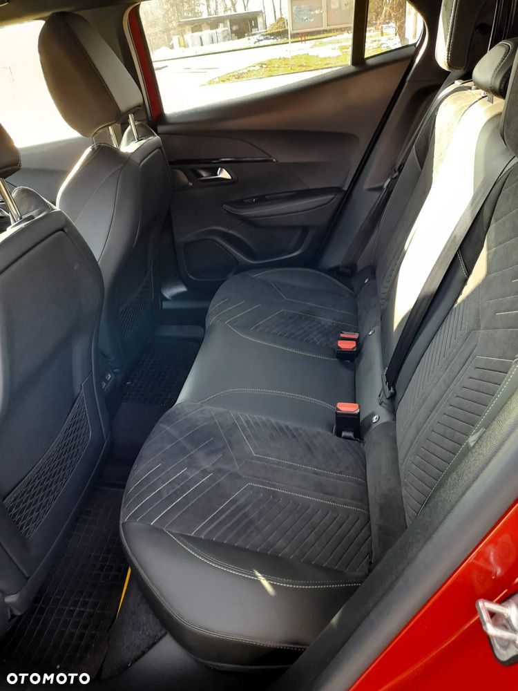 Peugeot 2008 1.2 PureTech GT Pack S&S EAT8 - 13