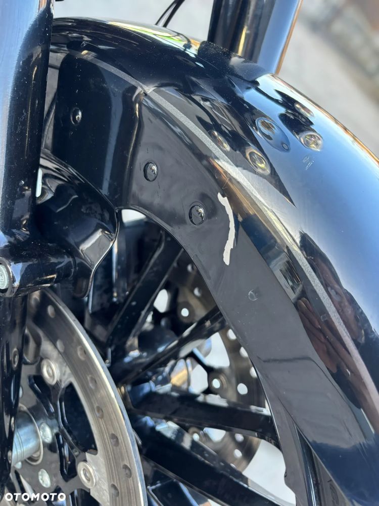 Harley-Davidson Trike Freewheeler - 10