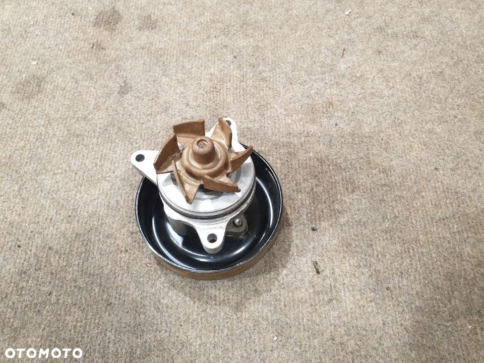 Pompa Wody MAZDA CX7 2.3i 07 12 rok - 1