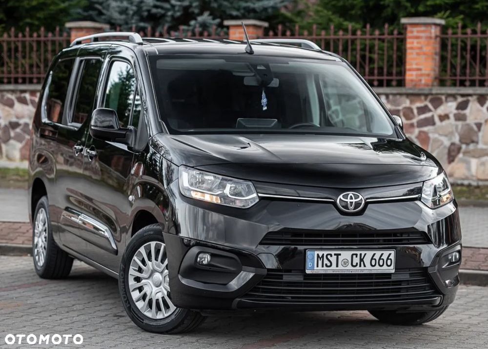 Toyota Proace City Verso 1.5 D-4D L2 Teamplayer 7-Sitzer - 1