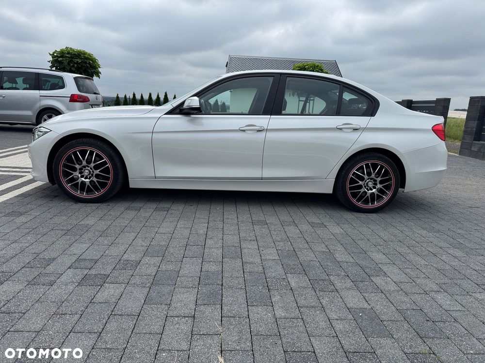 BMW Seria 3 316d Advantage - 14
