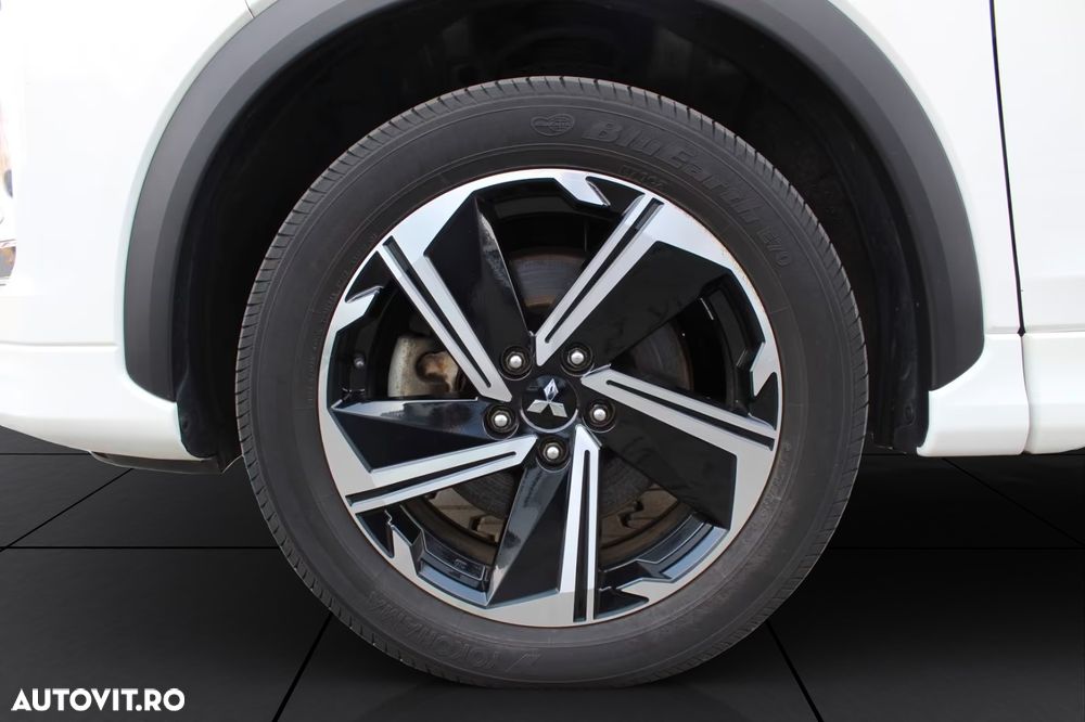 Mitsubishi Eclipse-Cross - 17