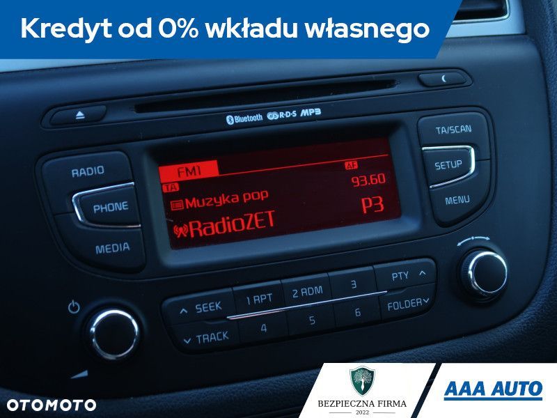 Kia Ceed - 13