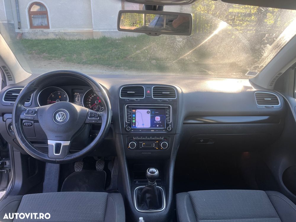 Volkswagen Golf 1.6 TDI DPF BlueMotion - 8