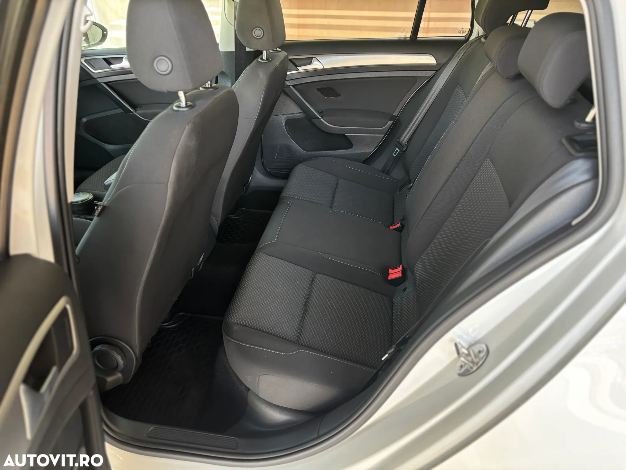 Volkswagen Golf 1.0 TSI Comfortline - 33