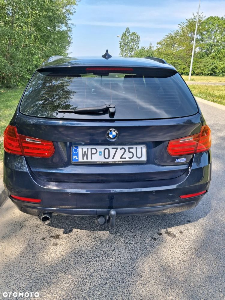 BMW Seria 3 318d DPF - 4