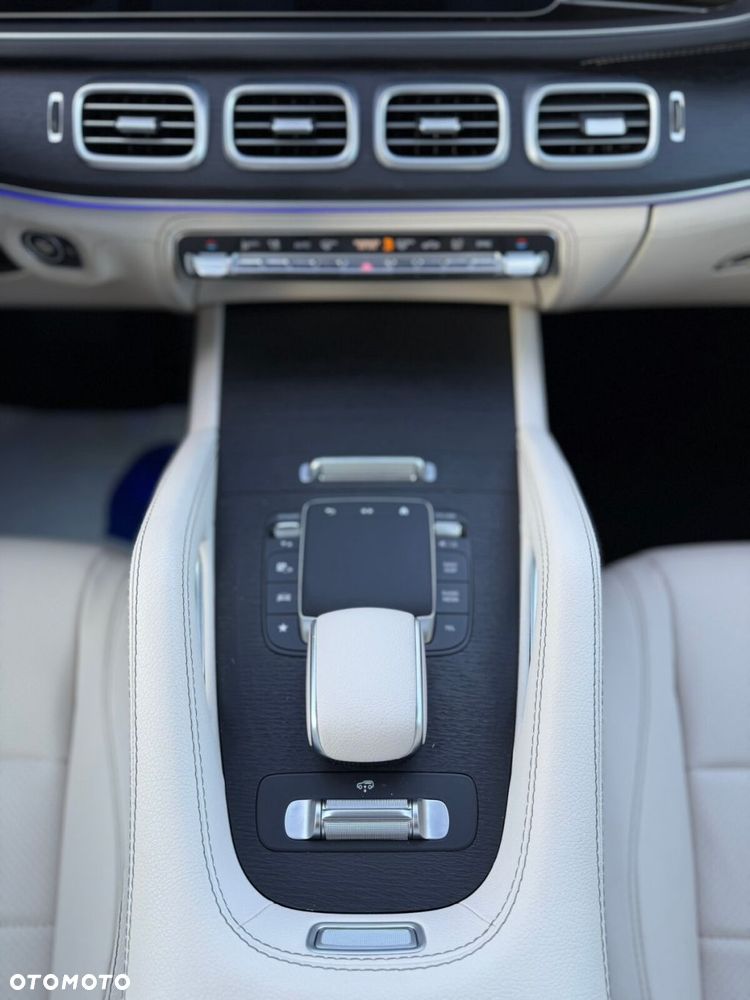 Mercedes-Benz GLE - 19