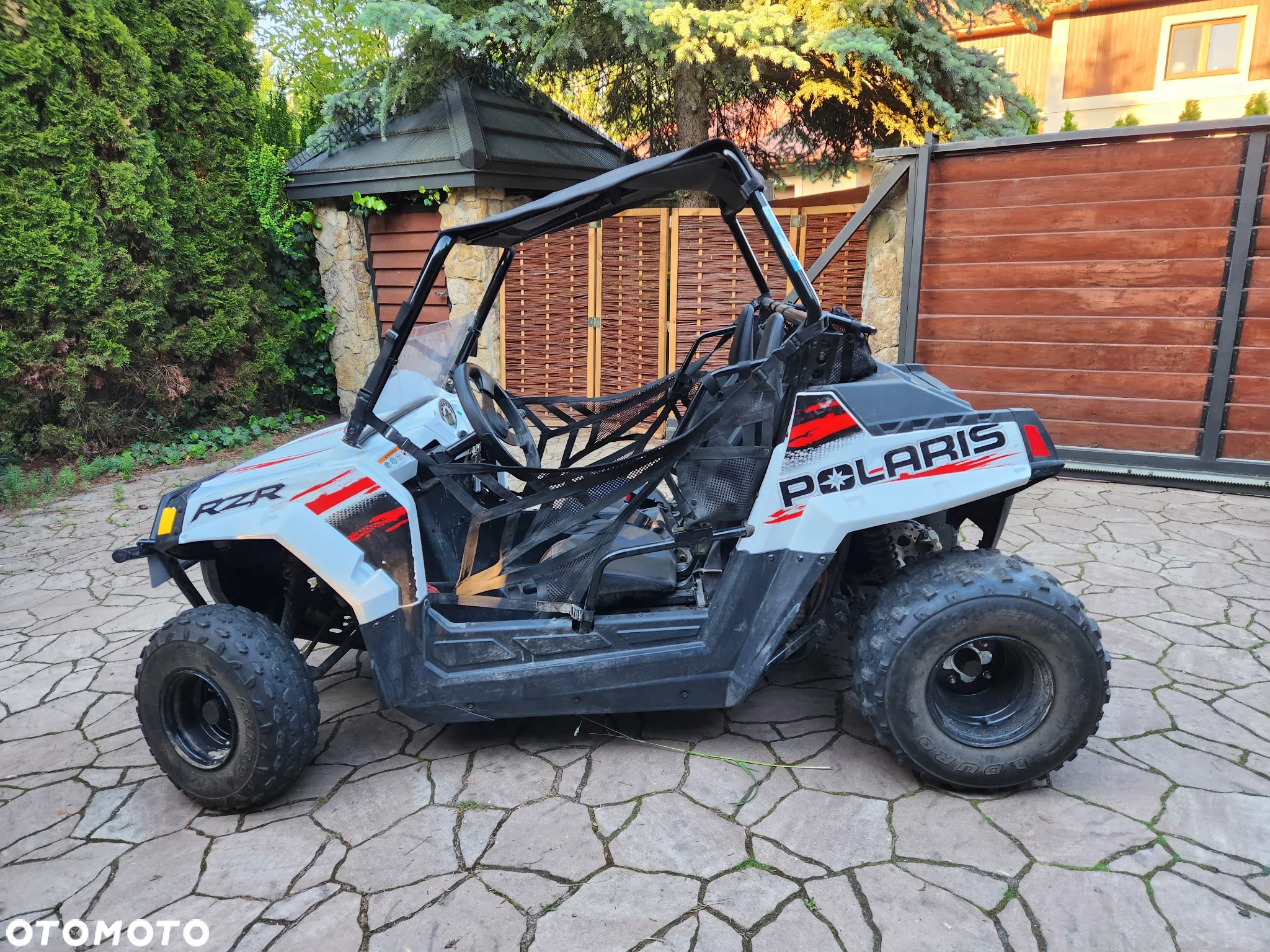 Polaris RZR