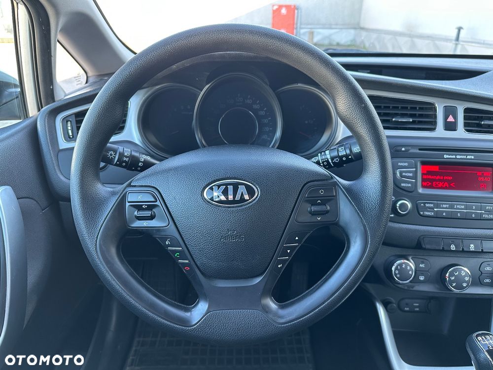 Kia Ceed 1.4 CRDi S - 11