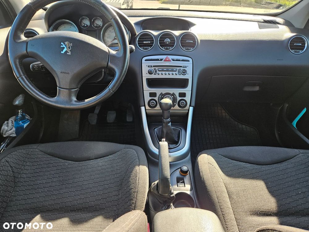 Peugeot 308 1.6 Premium - 9